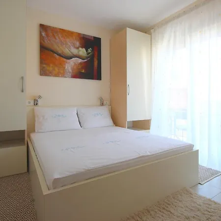 Apartment Brigite *